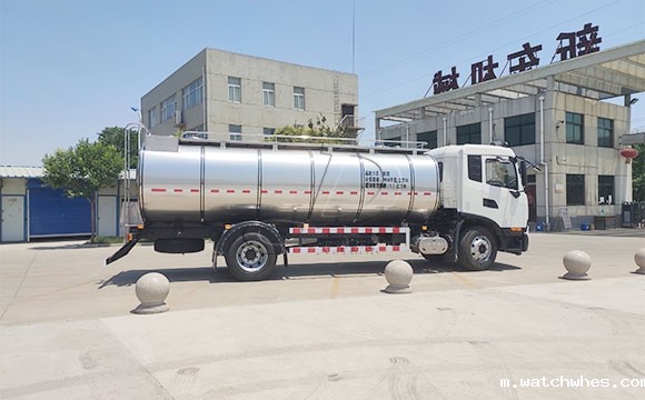 车罐一体鲜奶运输车