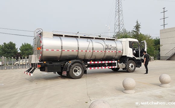 不锈钢保温鲜奶罐车