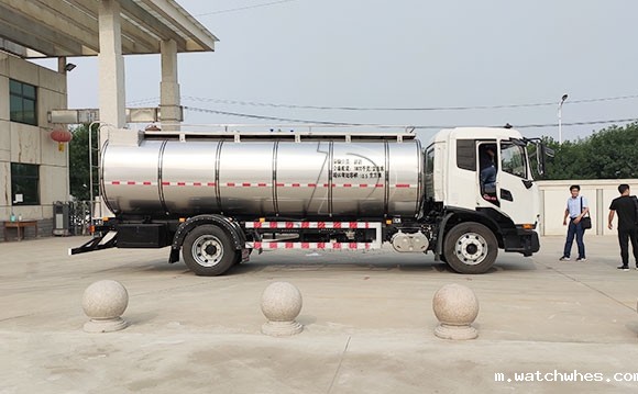 不锈钢保温鲜奶罐车