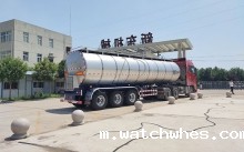 宁夏客户订购的33m³鲜奶冷藏保温运输车发货