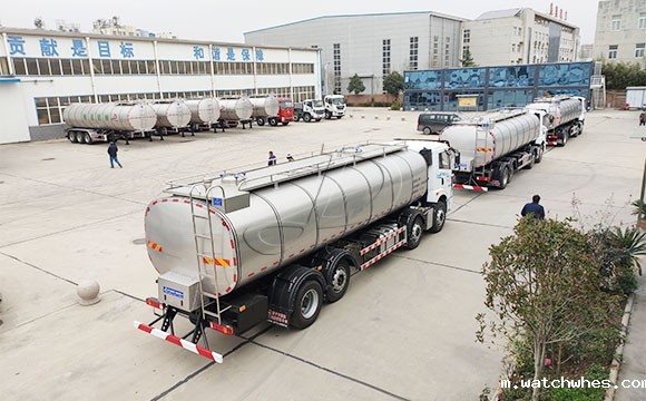 鲜奶运输车