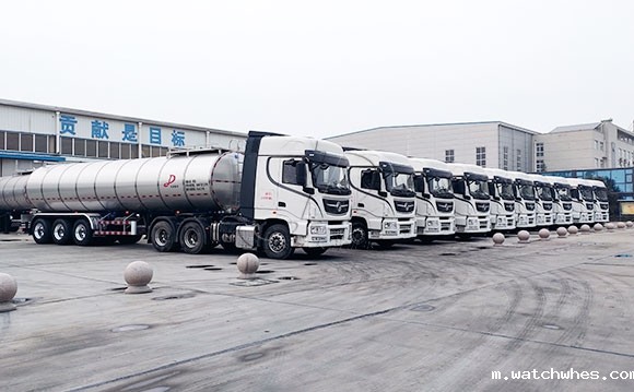 鲜奶运输半挂车