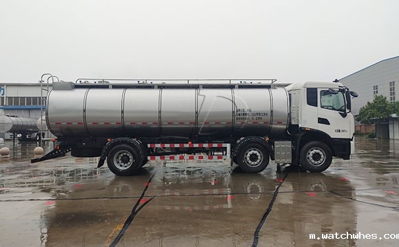 前四后四鲜奶运输车