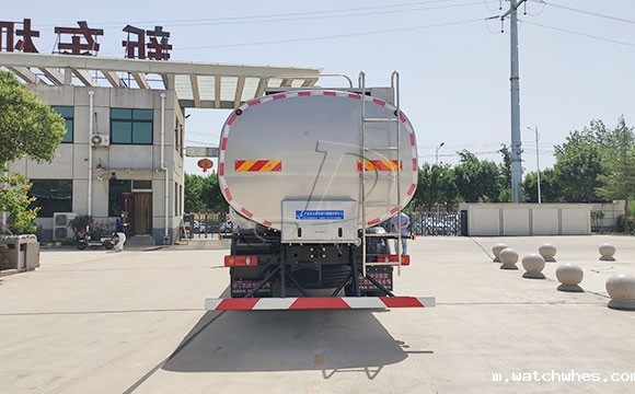 国五奶罐一体车