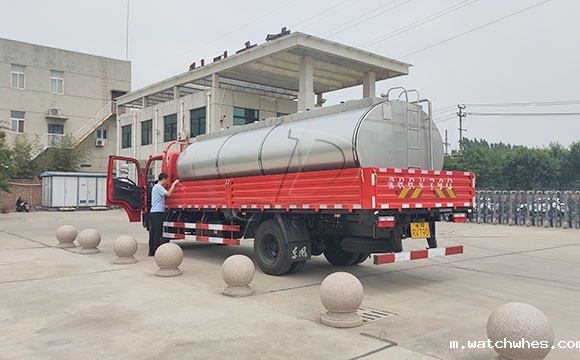 不锈钢牛奶运输罐