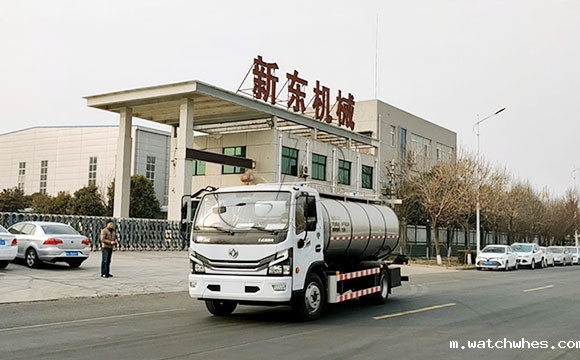 小型鲜奶运输车