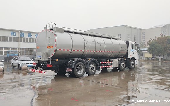 车罐一体牛奶车