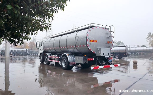 不锈钢奶槽罐车