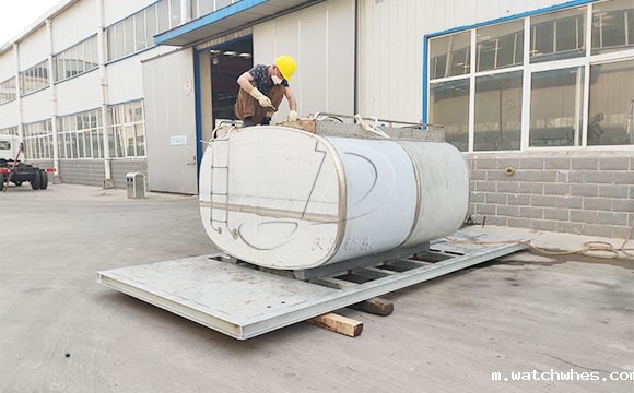 5吨鲜奶保温运输罐