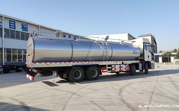 车罐一体三轴奶罐车