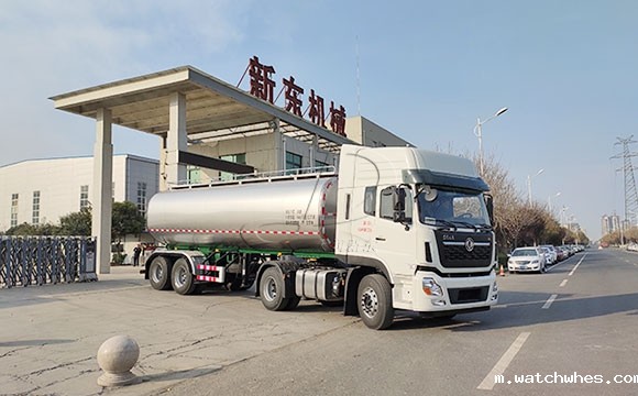 半挂牛奶运输专用车