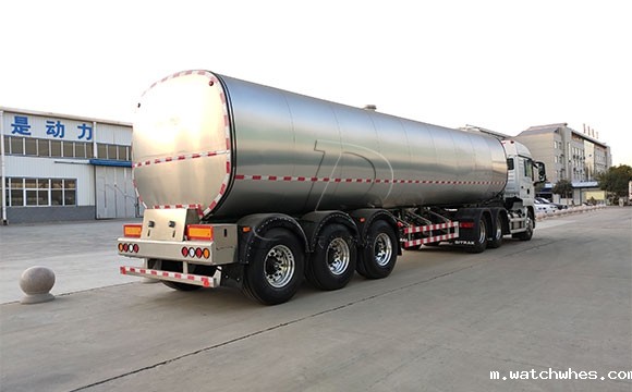 原奶运输保温罐车