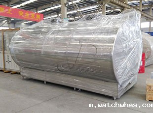 星空体育app官网入口10吨鸭血制冷罐准备发往山东