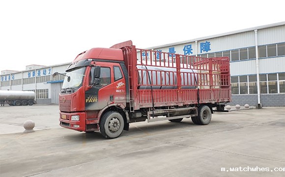 河北客户订购的10吨牛奶保鲜<a href=/ target=_blank class=infotextkey>制冷罐</a>下午发货