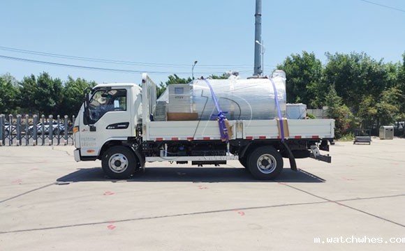 鲜奶<a href=/ target=_blank class=infotextkey>制冷罐</a>