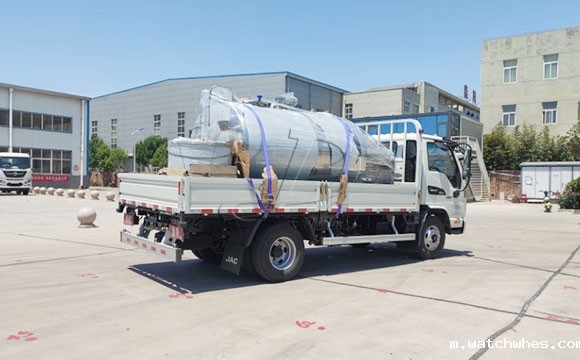 鲜奶<a href=/ target=_blank class=infotextkey>制冷罐</a>