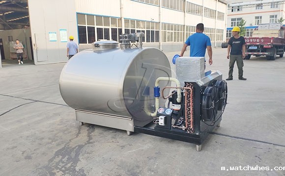 不锈钢鸭血<a href=/ target=_blank class=infotextkey>制冷罐</a>