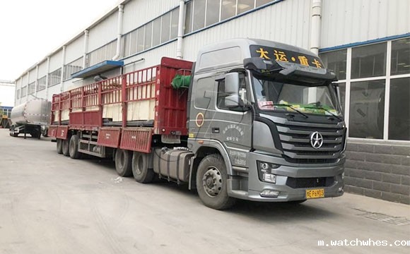 小型挤奶机发货